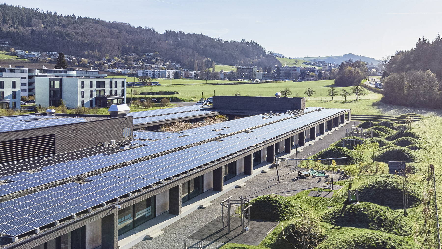 zev1_isb_2.jpg Zoom: zev1_isb_2.jpg